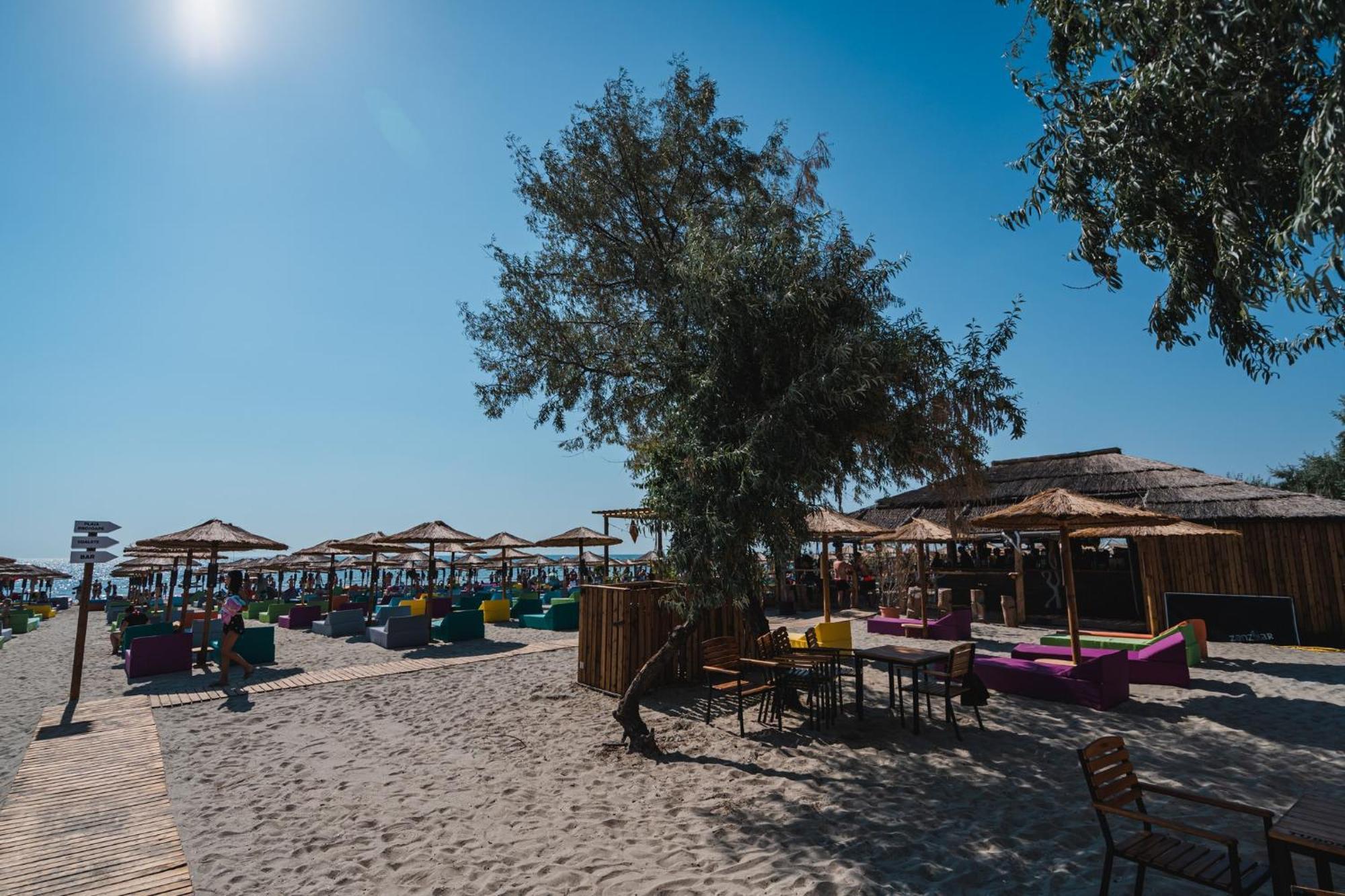 Eka Studio - Pool & Spa Beach Resort Năvodari Zewnętrze zdjęcie