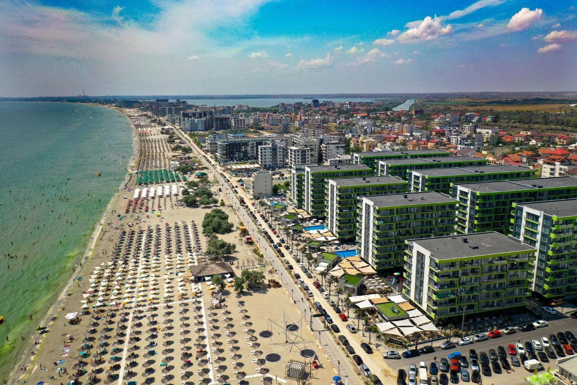 Eka Studio - Pool & Spa Beach Resort Năvodari Zewnętrze zdjęcie