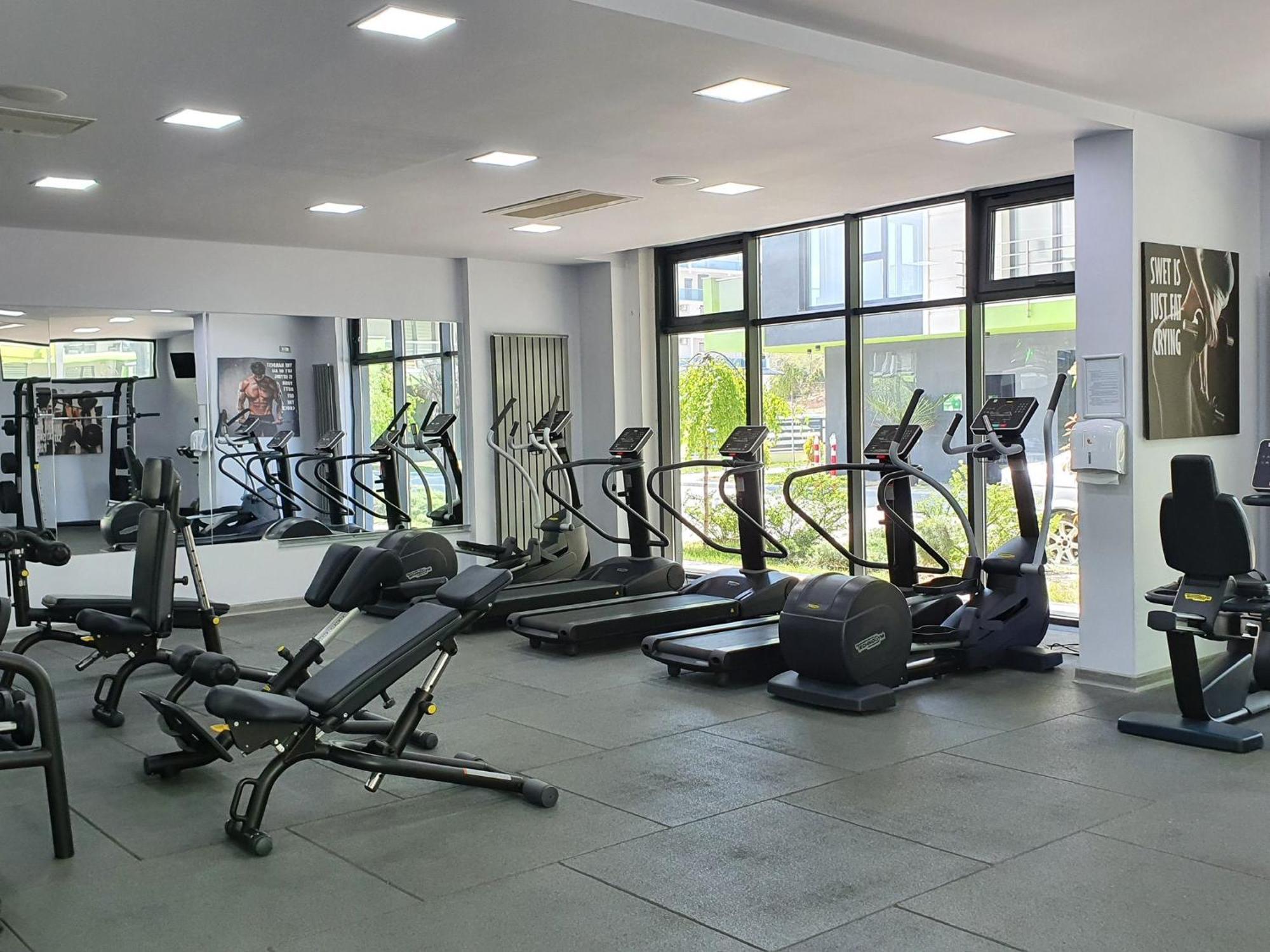 Eka Studio - Pool & Spa Beach Resort Năvodari Zewnętrze zdjęcie