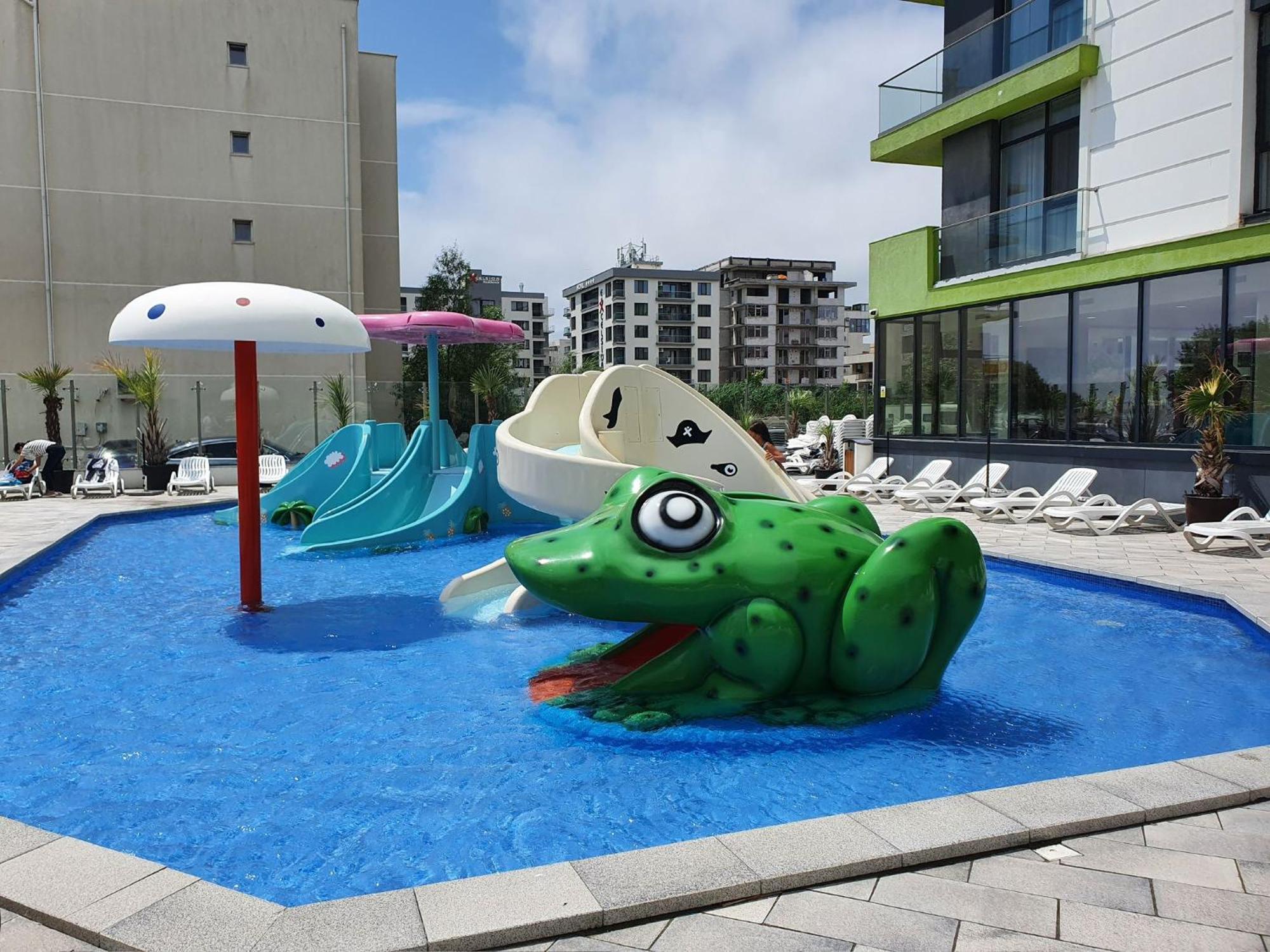 Eka Studio - Pool & Spa Beach Resort Năvodari Zewnętrze zdjęcie