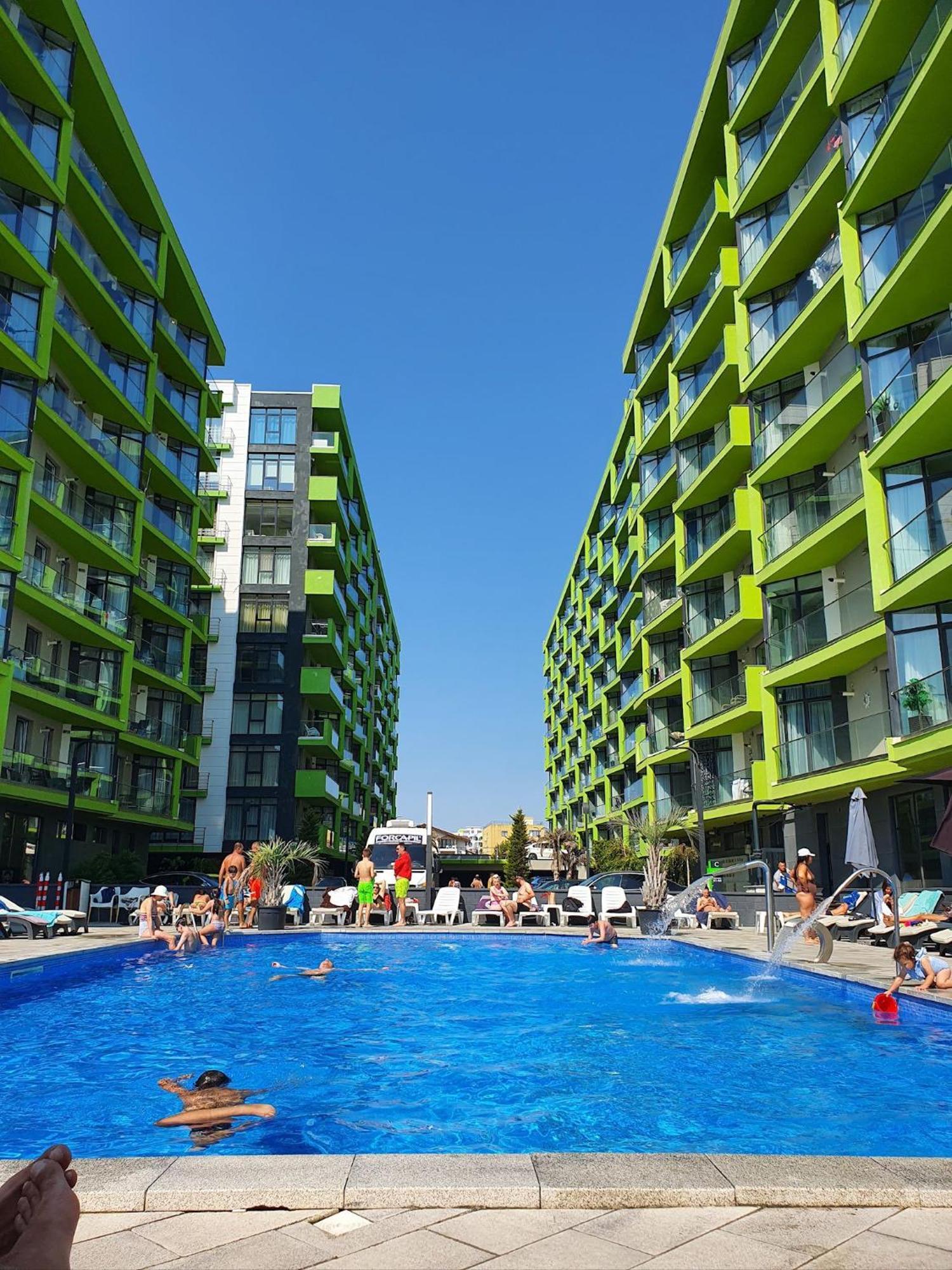 Eka Studio - Pool & Spa Beach Resort Năvodari Zewnętrze zdjęcie